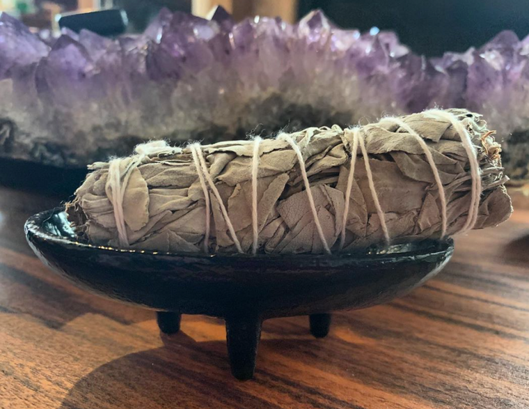 4" Cast Iron Smudge Dish with Sage Bundle - life of kuhl @HOME